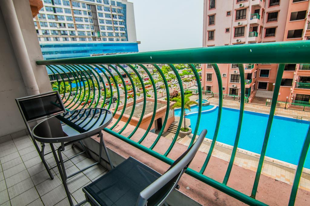 Mts @ Marina Court Resort Condo Кота-Кинабалу Номер фото