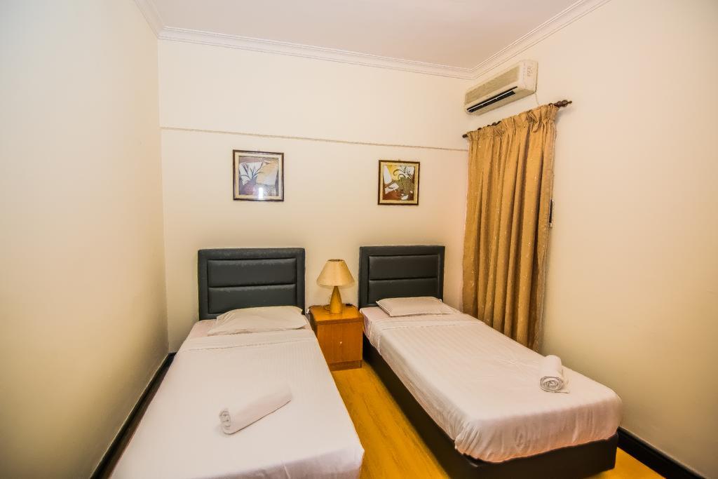 Mts @ Marina Court Resort Condo Кота-Кинабалу Номер фото